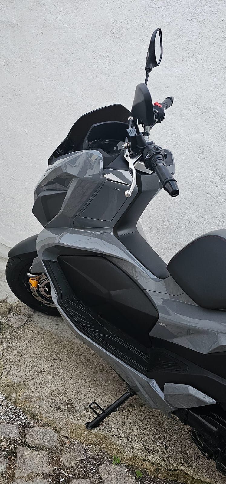 Scooter Sym jet X 125