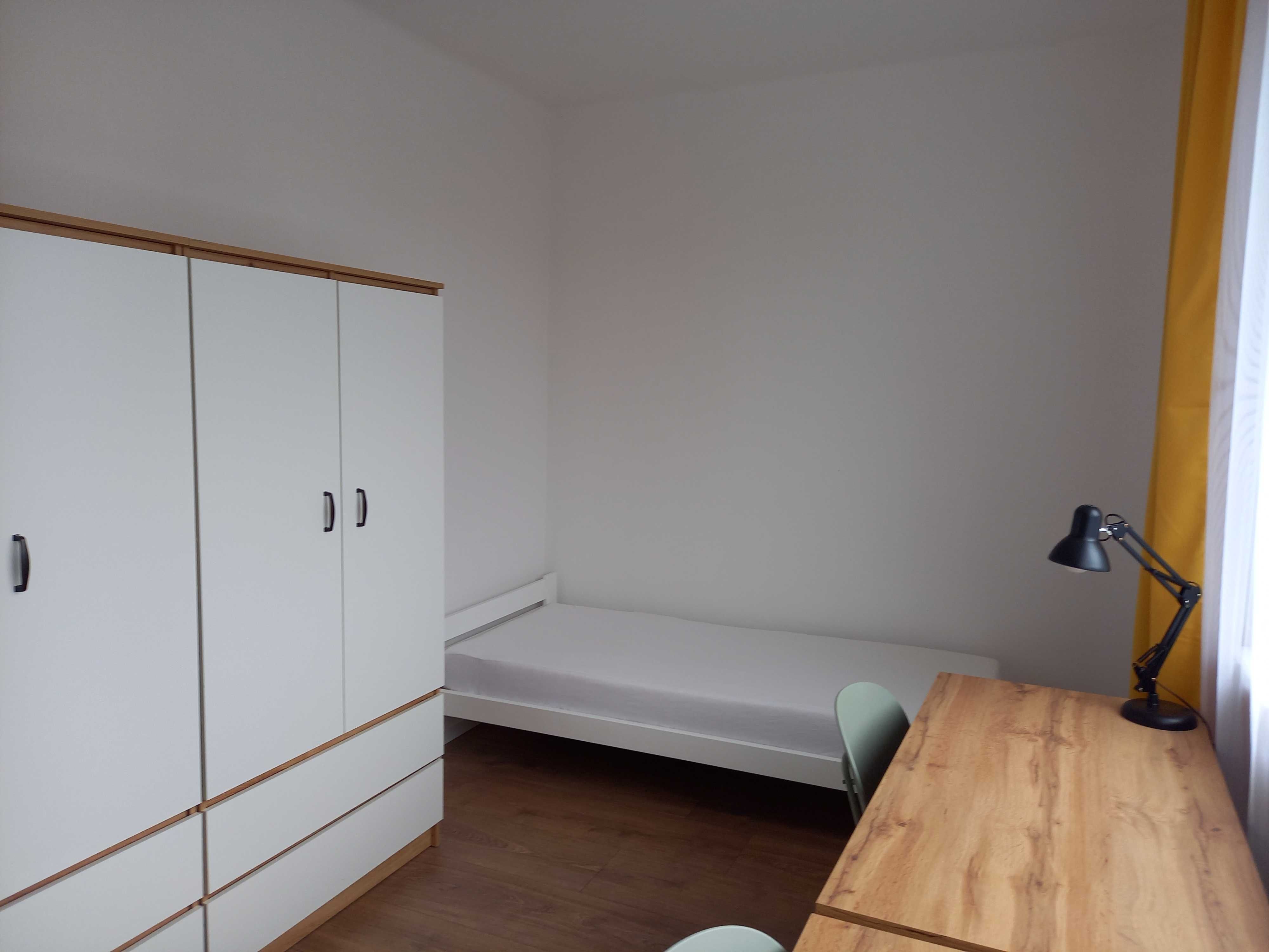 Duży pokój do wynajęcia. Blisko WSIiZ Galeria Rzeszów i Nowy Świat
