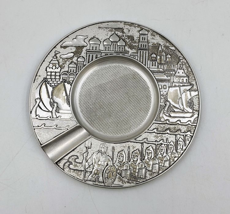 Popielniczka radziecka historia Rusi PRL ZSRR 60te retro vintage