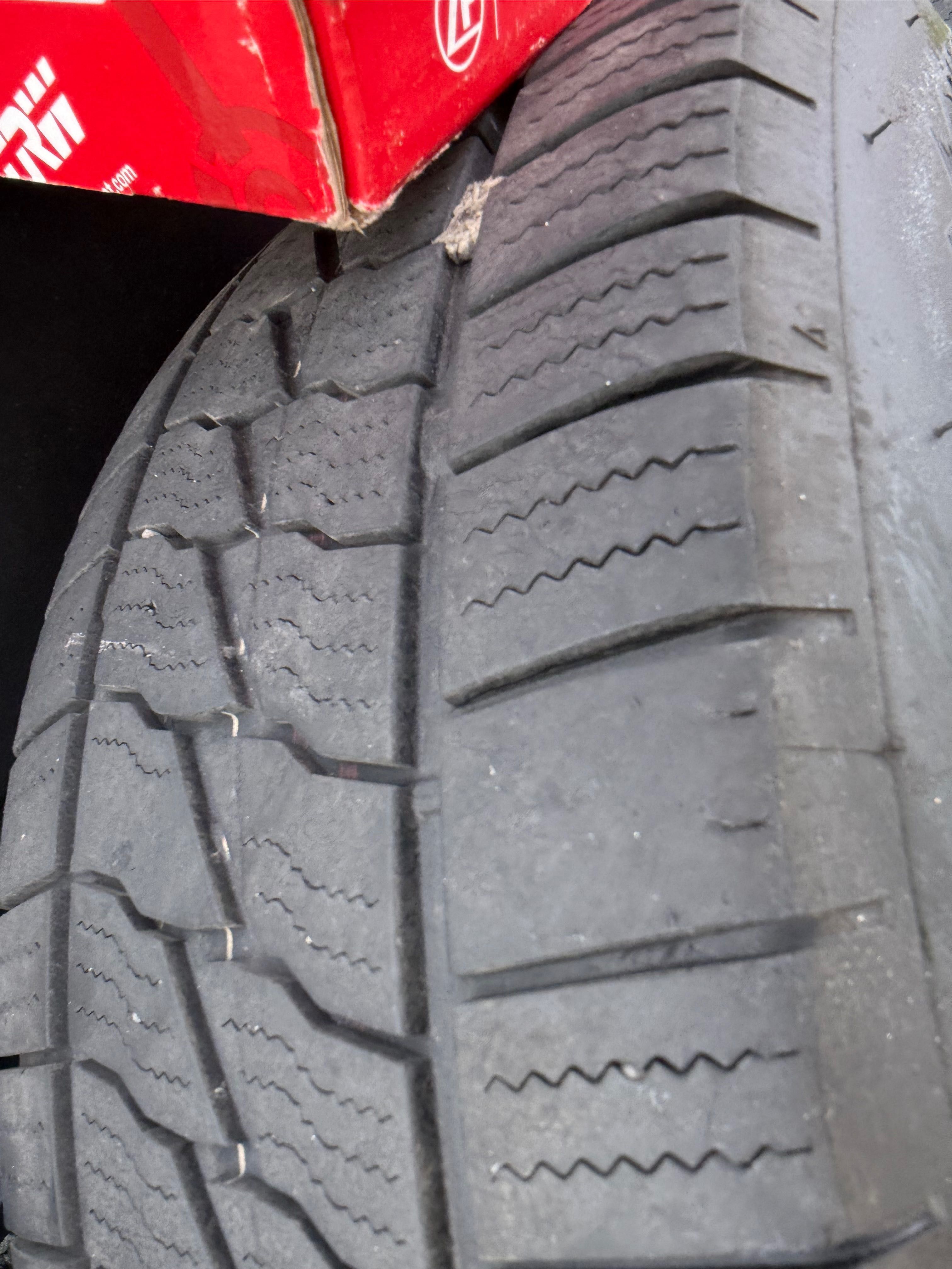 Kola CALOROCZNE  FIRESTONE 215/65/16 C Partner-Berlingo-Renault 5,8 mm