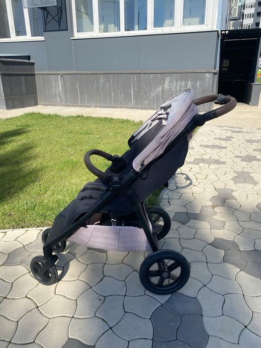 Дитяча прогулянкова коляска Mast M.4x Plus