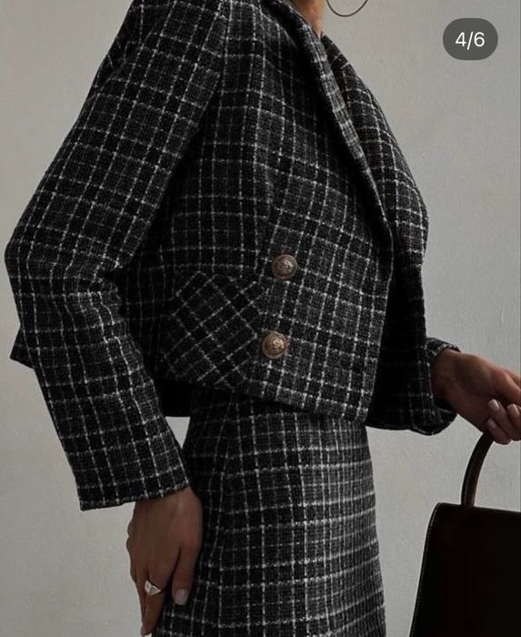 Твідовий костюм в ідеальному стані