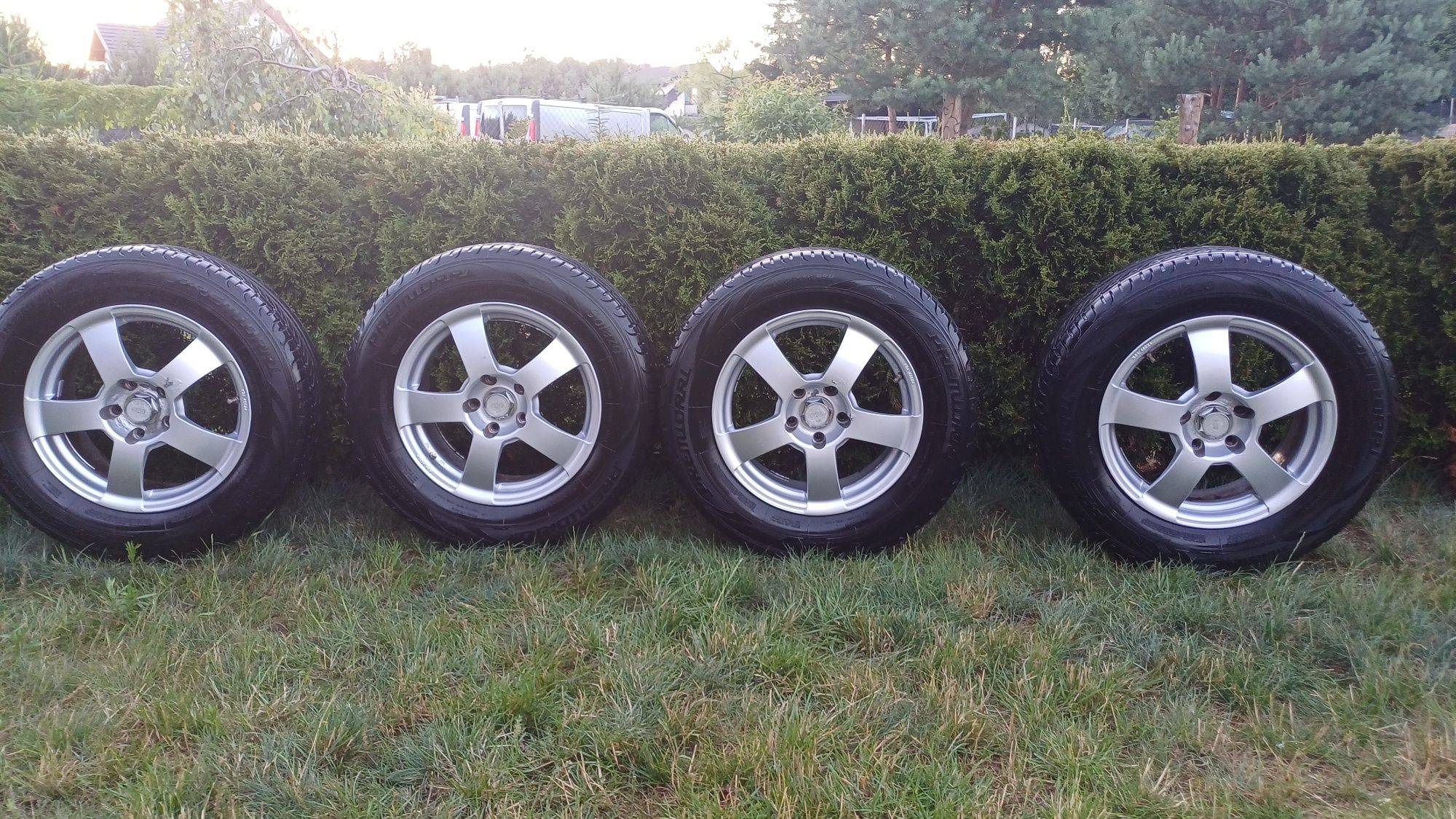 Opony zimowe honda CRV 2
