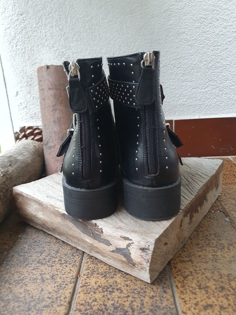 Gotyckie botki z klamrami gothic pikes trad goth