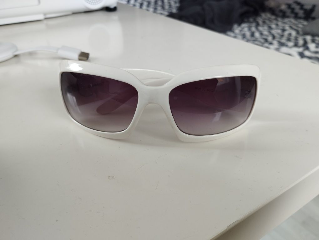 Chanel okulary przeciwsłoneczne białe