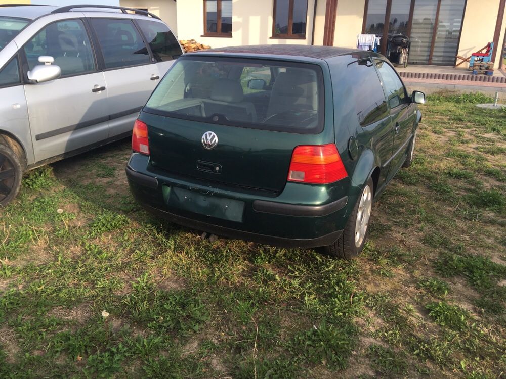 Golf 4 1.4 1.6 benzyna