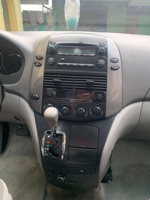 Toyota Sienna 2006