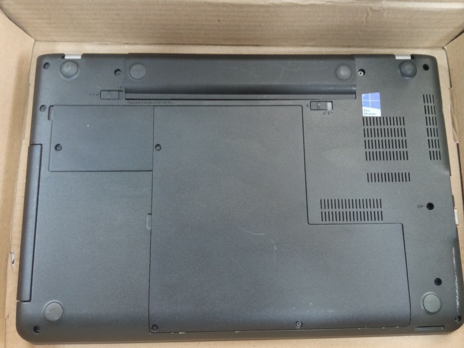 Ноутбук Lenovo ThinkPad E560 /і5-6200
