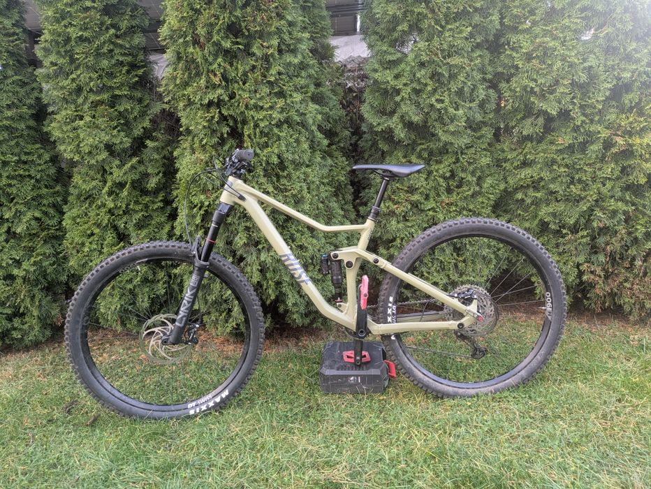 Rose root Miller  full enduro M 170/180cm Lyrik