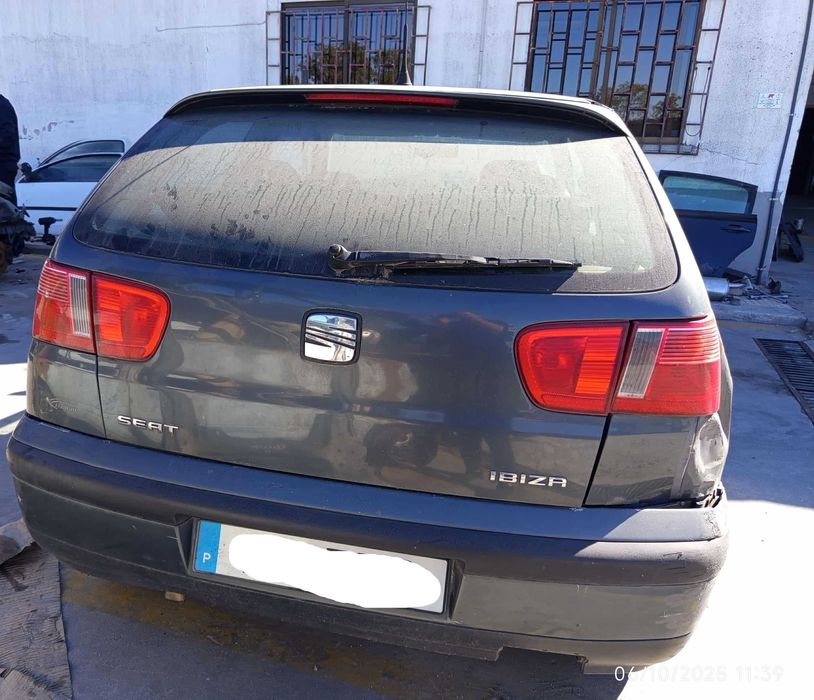 Para peças Seat Ibiza 1.4 I ano 2000