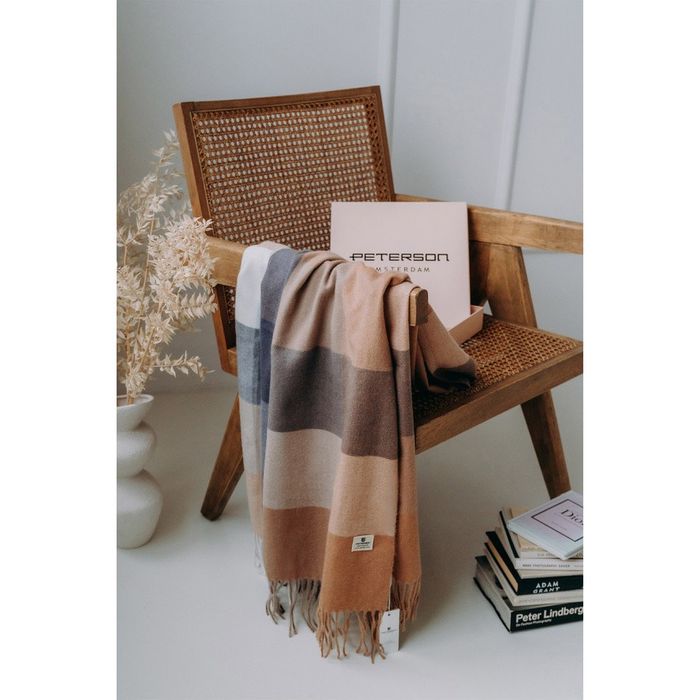 duży szalik brązowo-beżowy damski w kratę - peterson