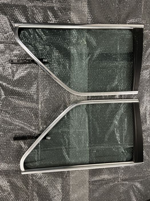 BMW E30 rarytas szyby uchylne chromline tylne coupe zielone chrom wąsk