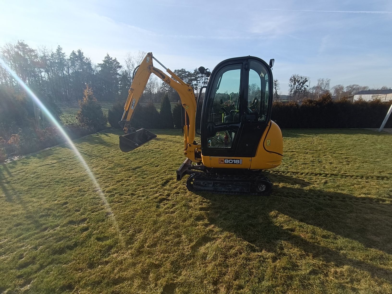 JCB 8018 Minikoparka