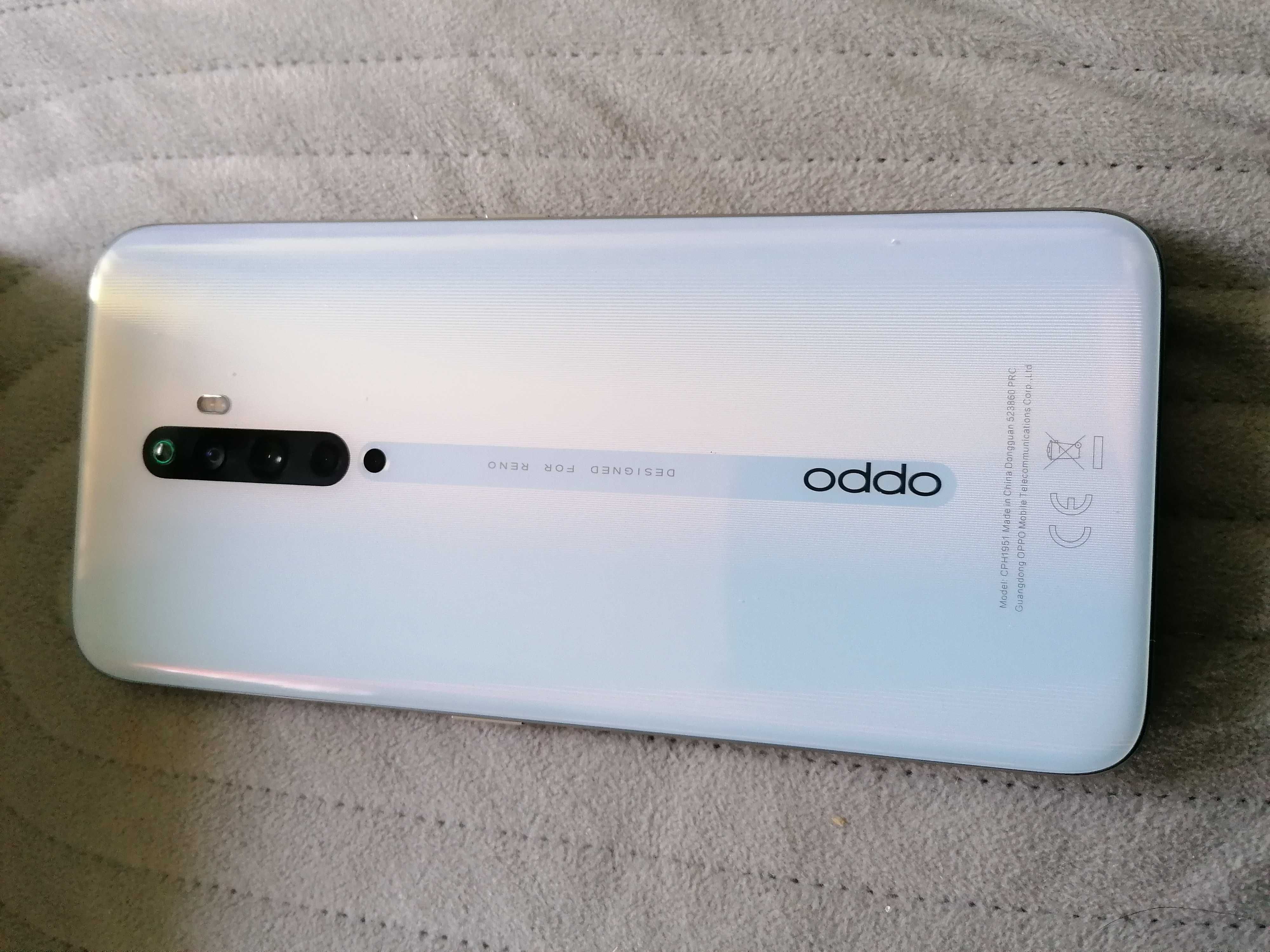 Oppo Reno 2 z. 8 GB / 128 GB. Wyświetlacz amoled 6,53"