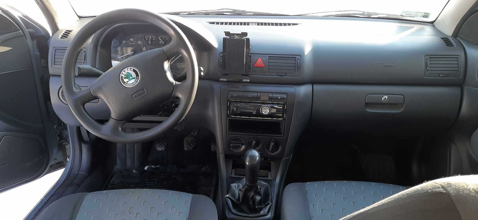 Skoda Octavia 1,6 MPi 102 KM + LPG Lift