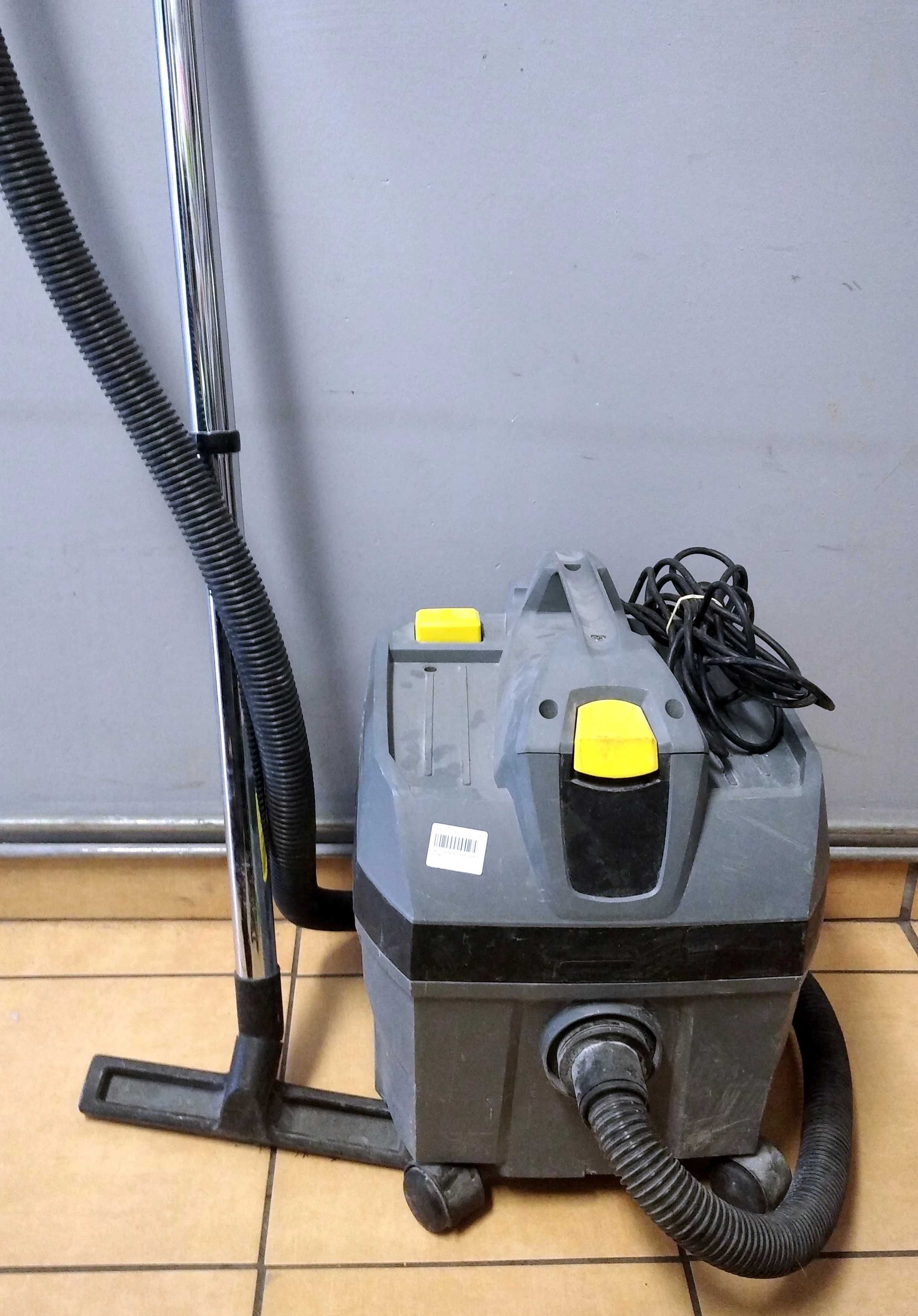 Odkurzacz przemysłowy KÄRCHER NT 20/1 AP 1380 W