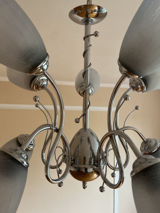 Люстра підвісна потолочна