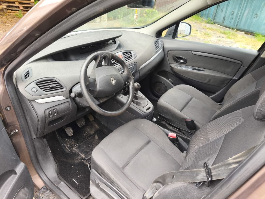 Renault scenic 2011 рік один власник