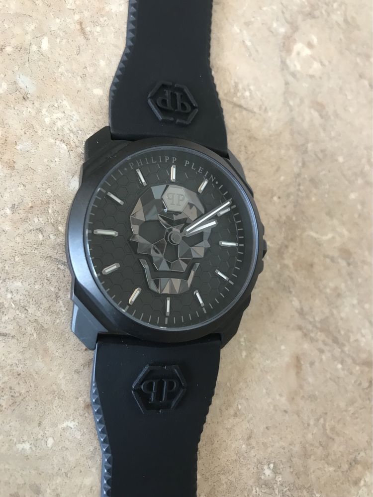 Часы Philipp Plein