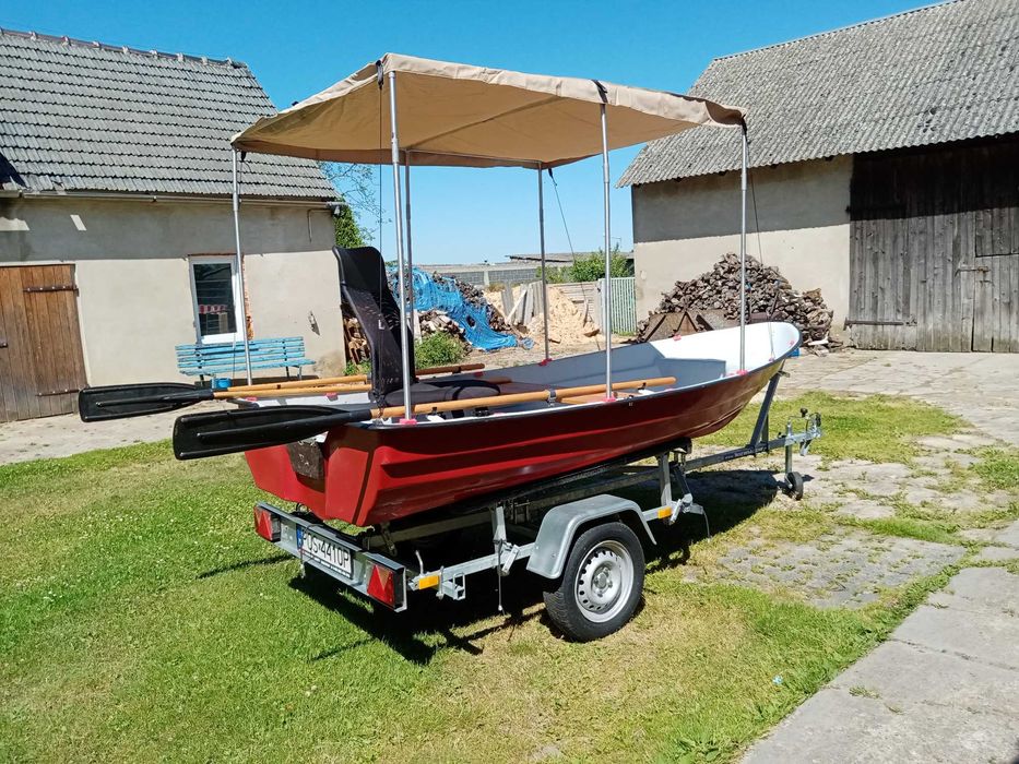 Łódź wędkarsko turystyczna z przyczepą i silnikami