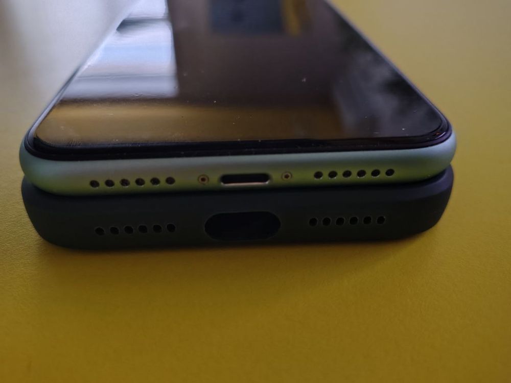 iPhone 11 (128gb)