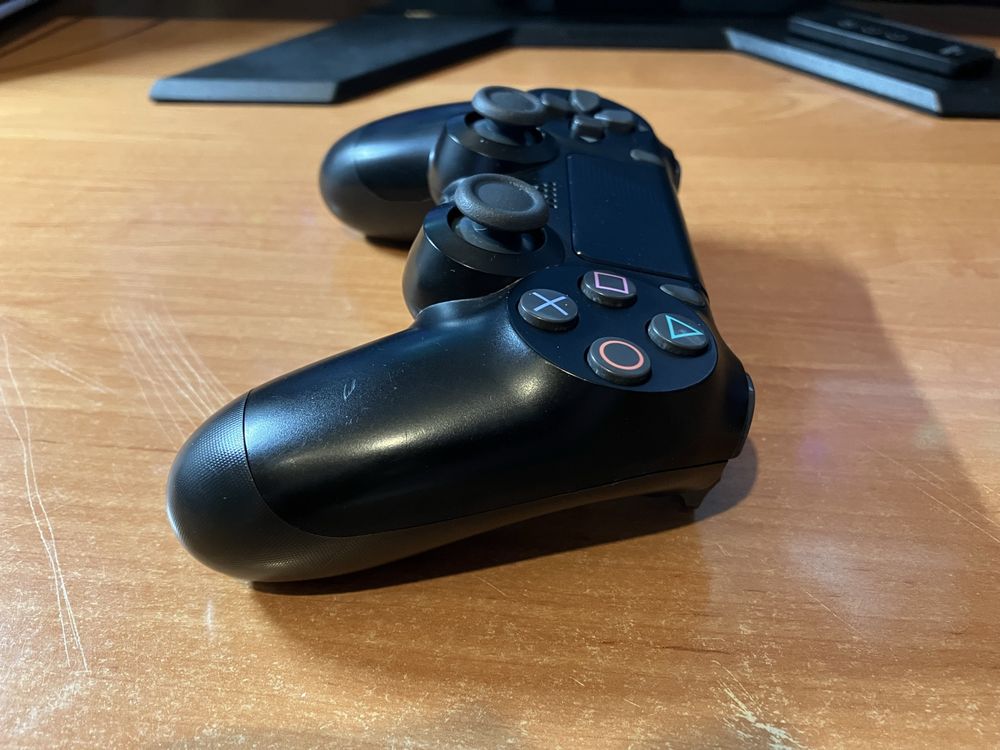 Kontroler pad Dualshock 4 V2 analogi TMR rok gwarancji