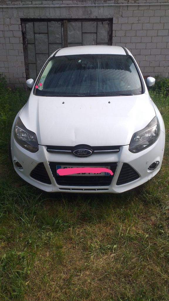 Ford Focus 2.0 Automat Navi Titanium 163KM  uszkodzony