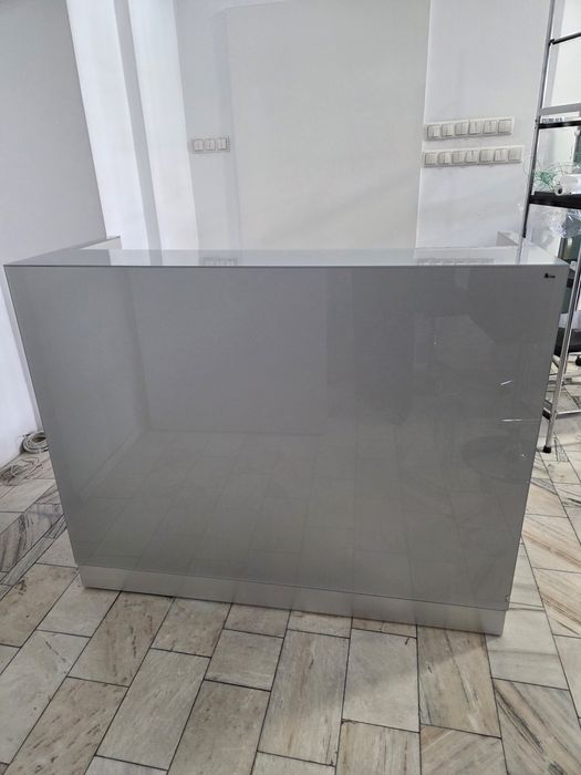Sprzedam Ladę pasuje idealnie do Salonów  usługowych,sklepowych.