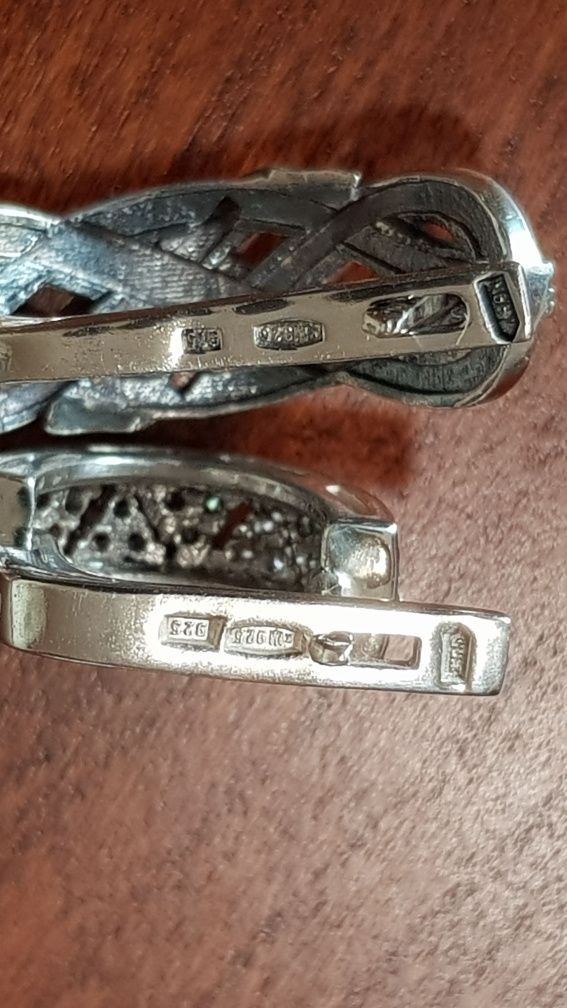 Сережки серебряные с золотыми вставками