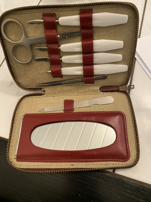 Przybornik do paznokci