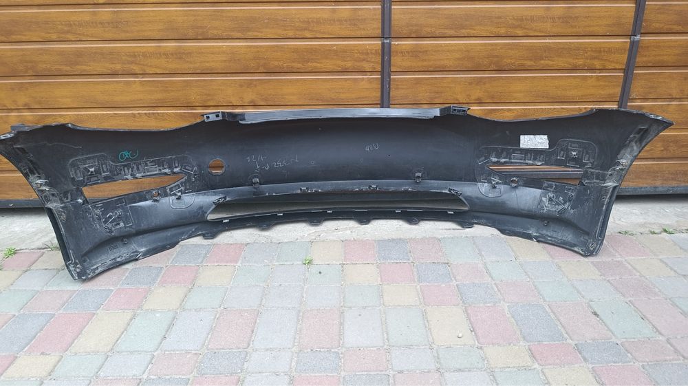 Бампер передній tesla model 3 ev7725