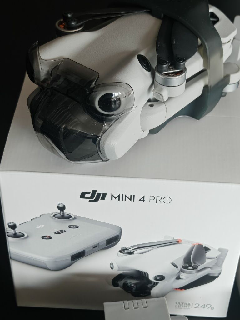 Dron DJI mini 4 pro 2 baterie