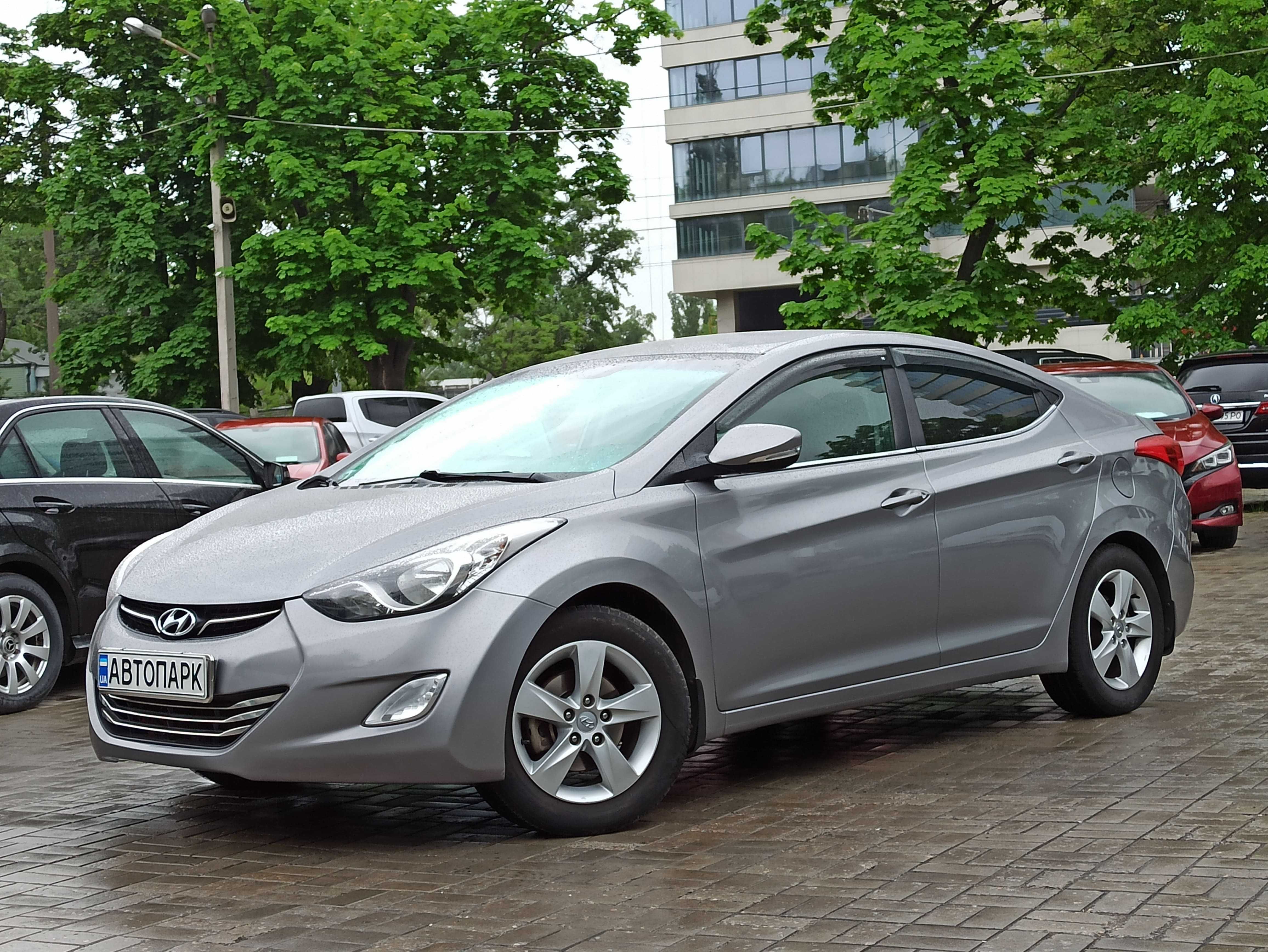 Hyundai Elantra GLS 2013 року