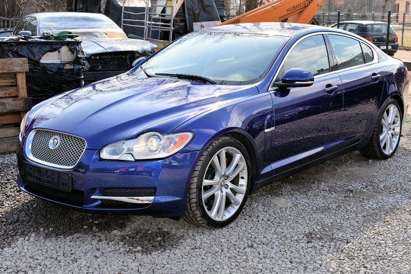 Belka zderzaka przód Jaguar XF X250