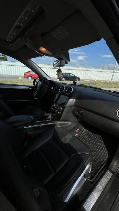 Mercedes-Benz ML 350