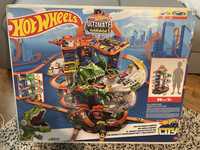 Tor Hot Wheels Ultimate garage dinozaur