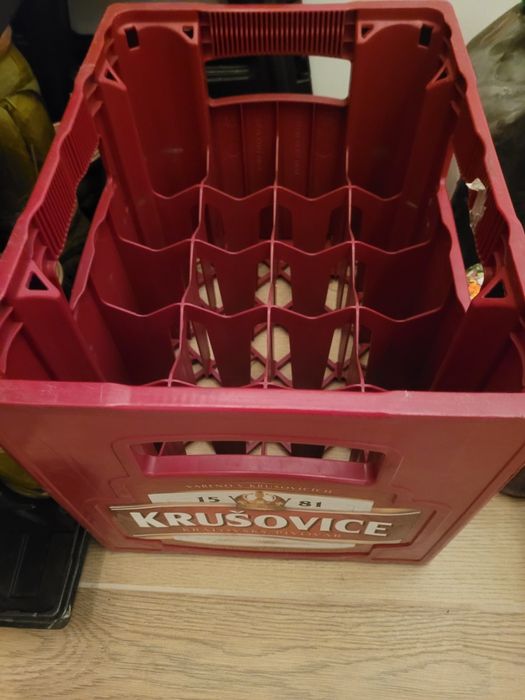 Skrzynka na butelki piwo Kursovice