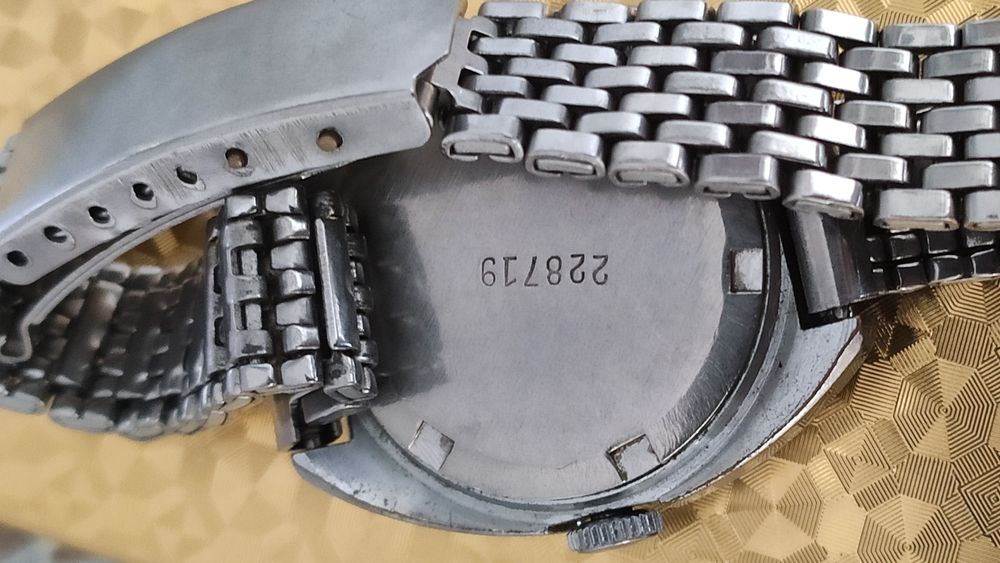 Zegarek damski Zaria.