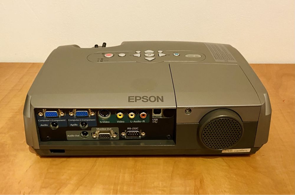 Projektor Epson EMP-82