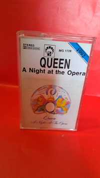 QUEEN A night at the opera kaseta audio