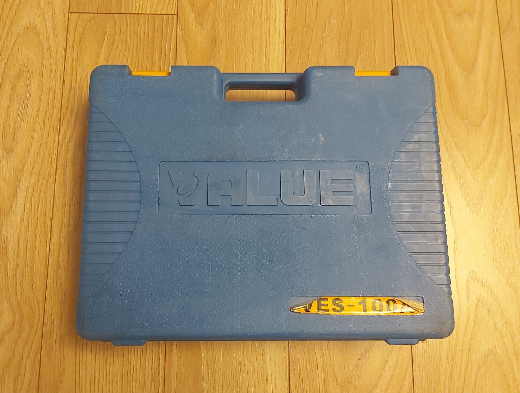Waga Value VES-100A