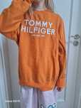 Sprzedam bluzę Tomy Hilfinger