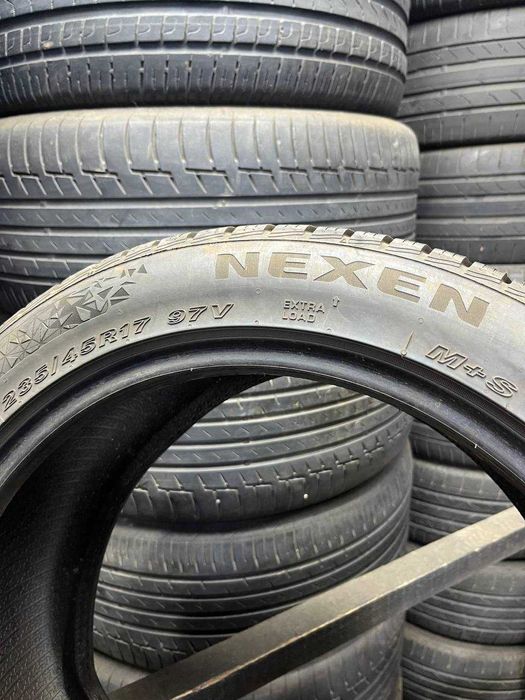 235/45 R17 Nexen пара зима