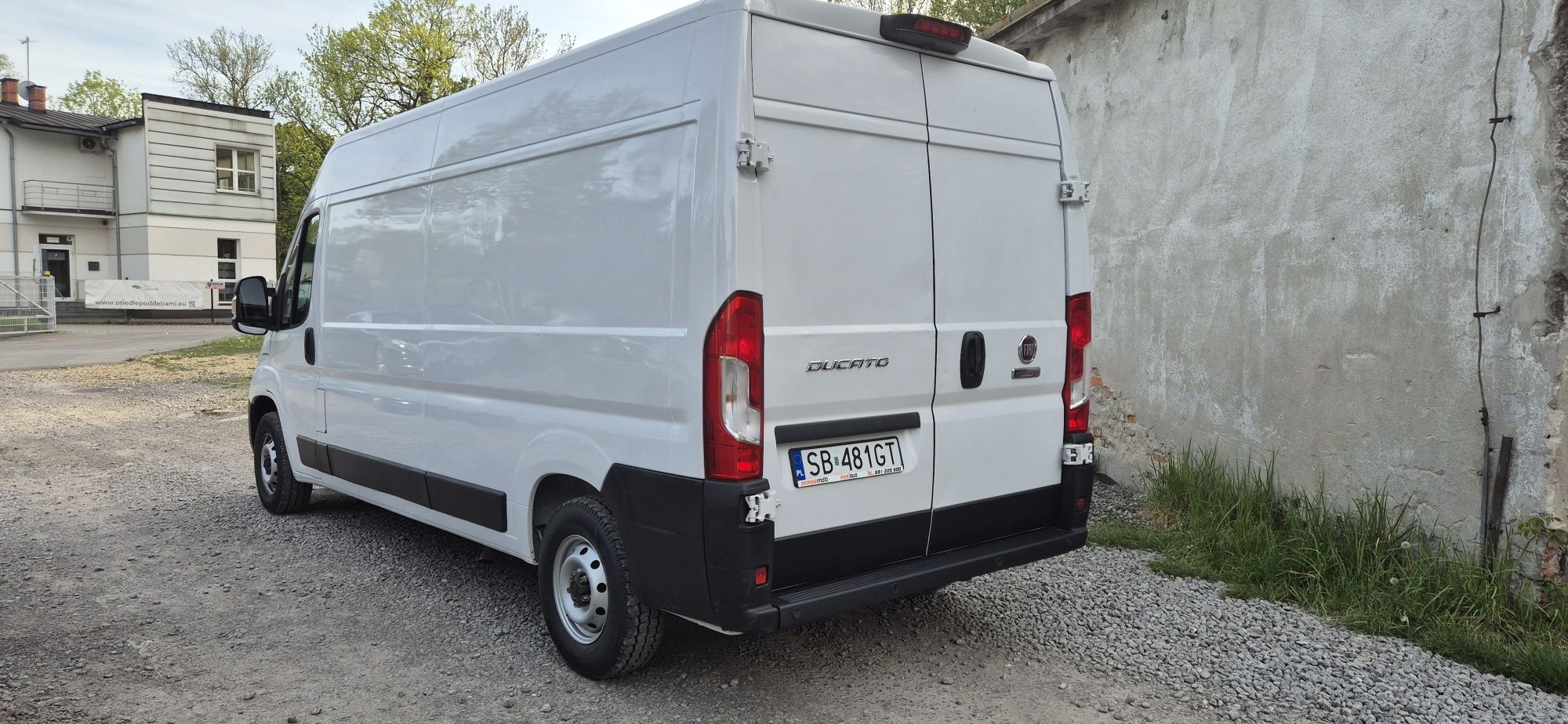 Wypożyczalnia samochodów dostawczych Fiat Ducato L3H2 2.3JTD 2020