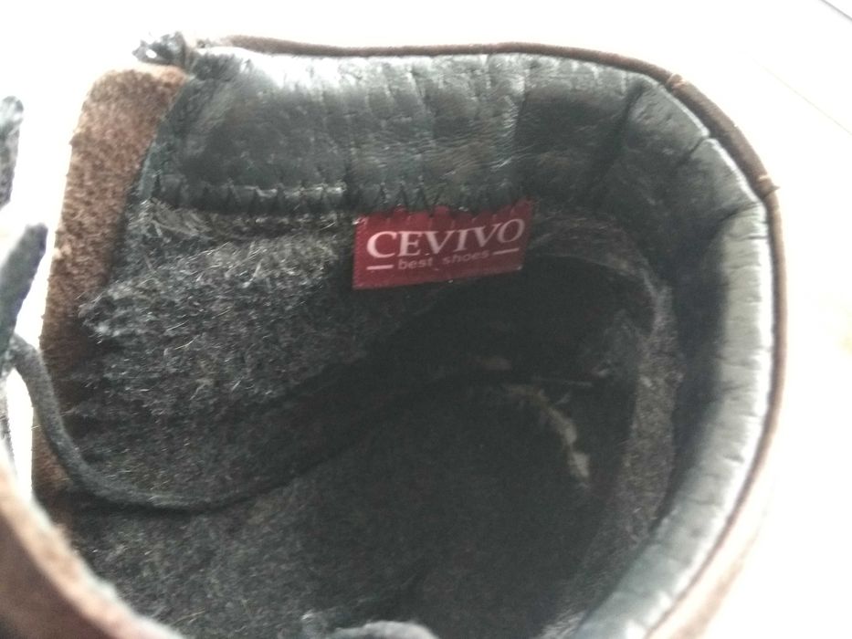 Продаються чоловічі шкіряні черевики CEVIVO 42 розм за 250гр