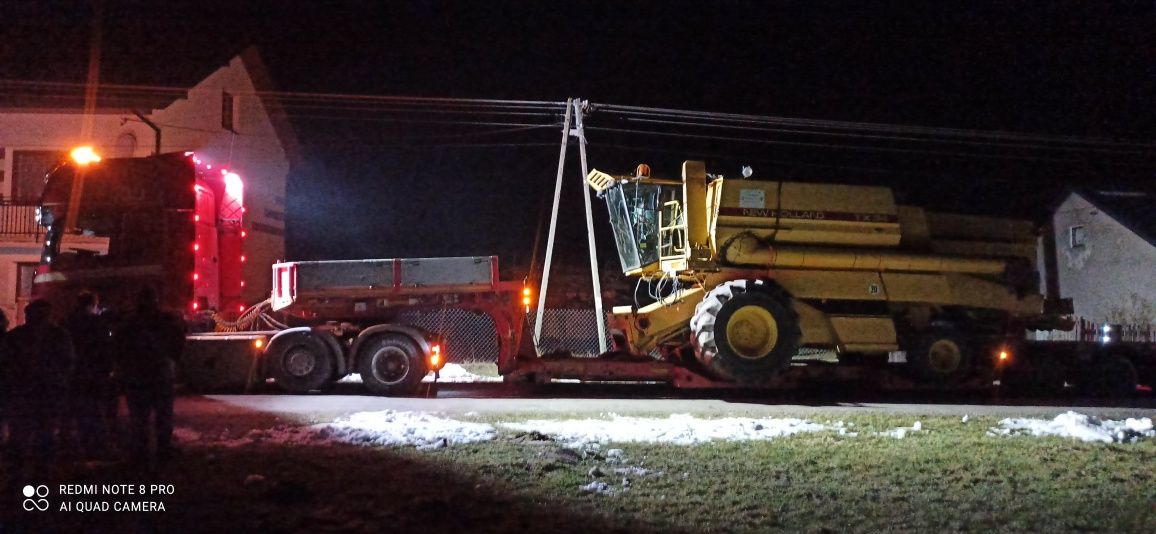 Transport niskopodwoziowy ponadgabarytowy  Maszyny Koparki Kombajny