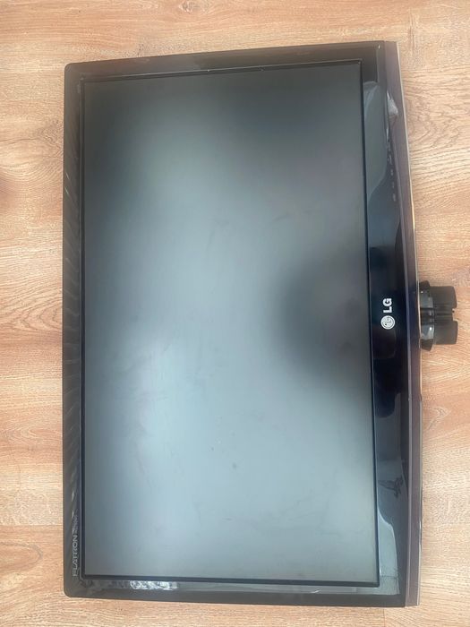 Монітор LG  майже новий