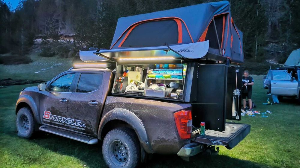 Kontener wyprawowy na pickupa, namiot, roleta, ogrzewanie, prysznic