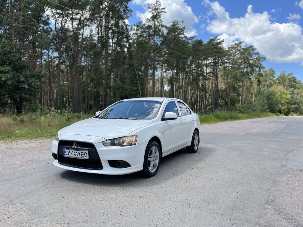 Продам автомобіль Mitsubishi Lancer