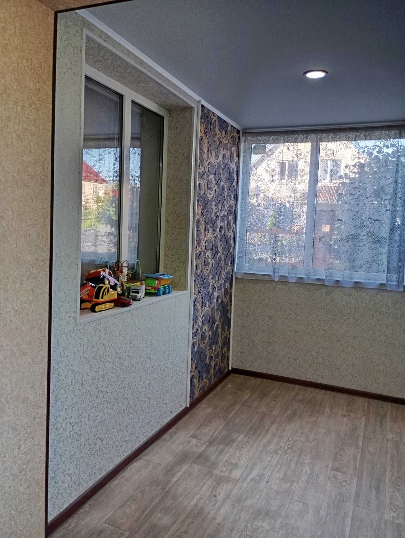 Просторий сімейний будинок, 25 соток землі!